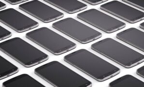 Resellers hoovered up smartphone stock in Q1 • The Register